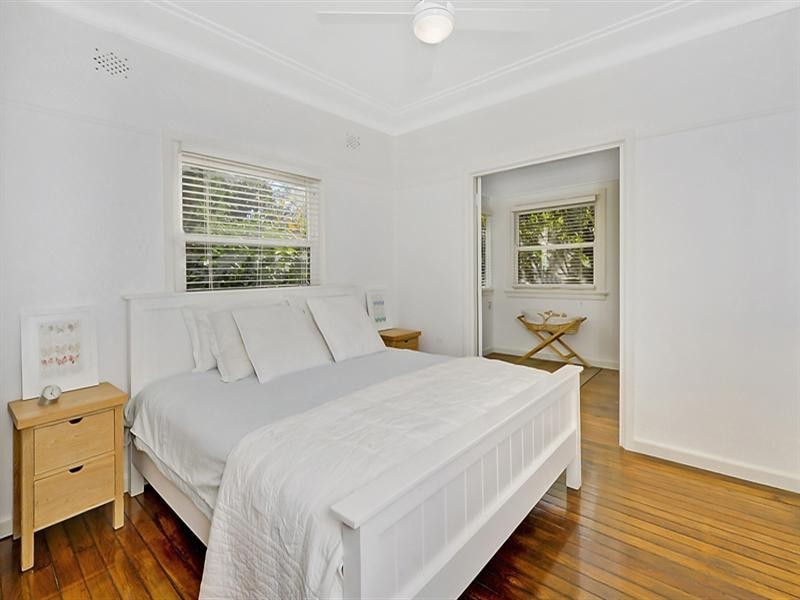 15 Leeming Street, Mount Kuring-gai NSW 2080