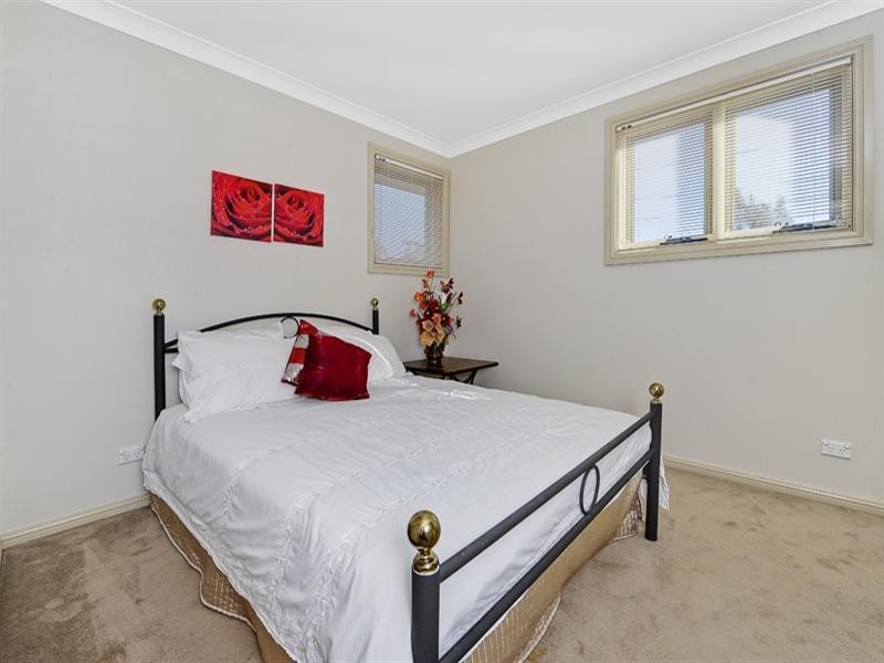 32 Duffy Avenue, Thornleigh NSW 2120