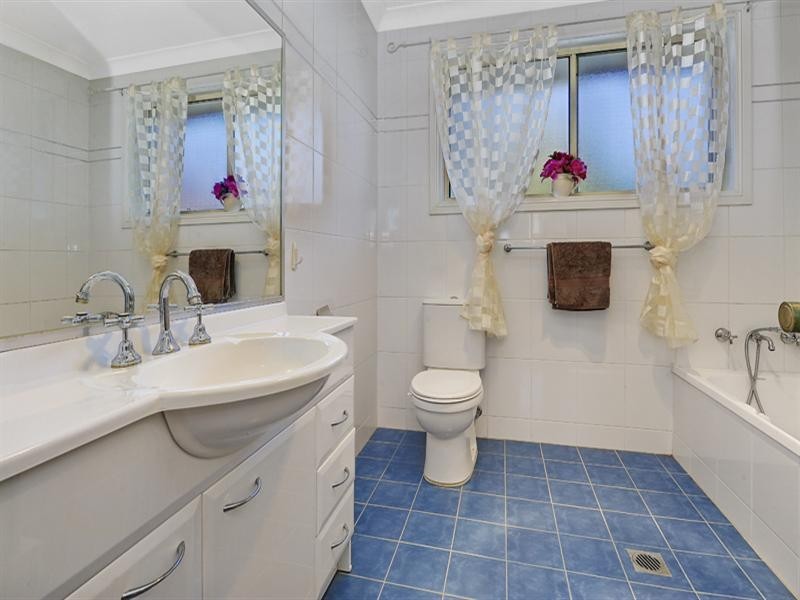 32 Duffy Avenue, Thornleigh NSW 2120