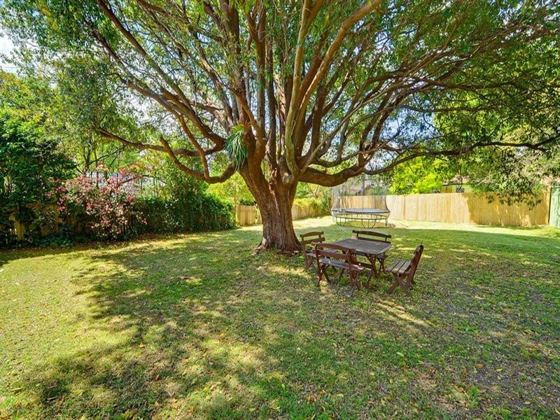 14 Lords Avenue, Asquith NSW 2077