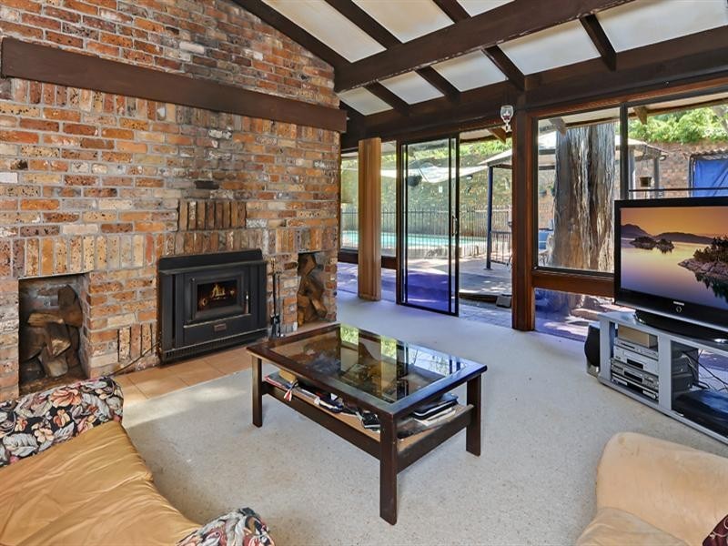 19 Quarter Sessions Road, Westleigh NSW 2120