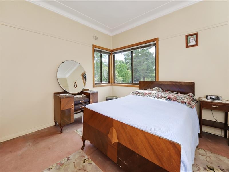 25 Bouvardia Street, Asquith NSW 2077