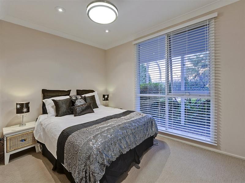 3 Livingstone Place, Mount Colah NSW 2079