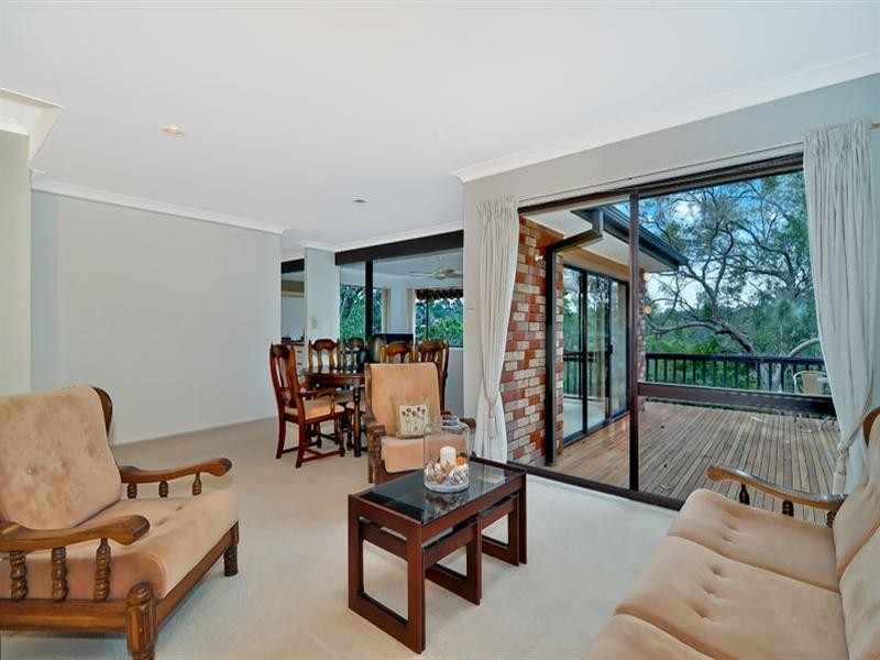 5 Excalibur Close, Mount Colah NSW 2079