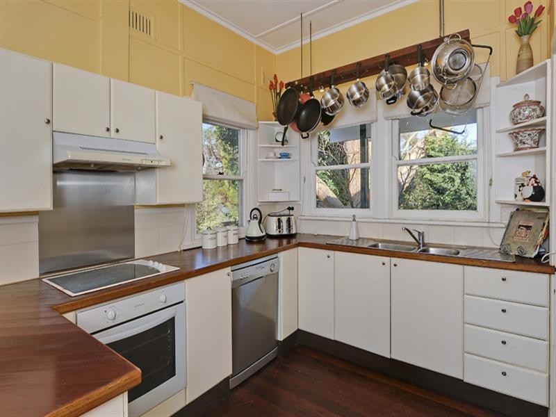 1a Carrington Street, Wahroonga NSW 2076