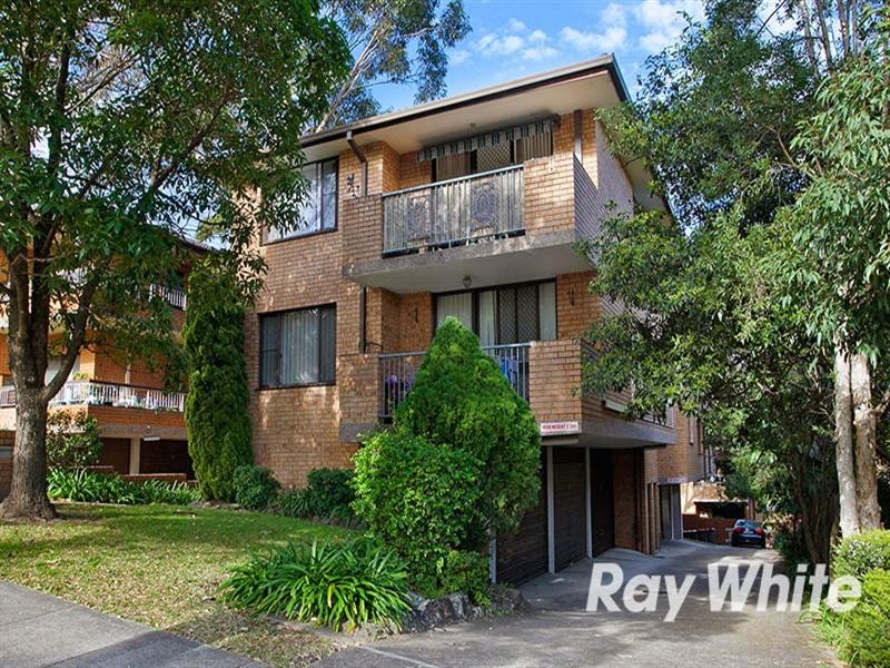 4/8 Hillcrest Avenue, Hurstville NSW 2220