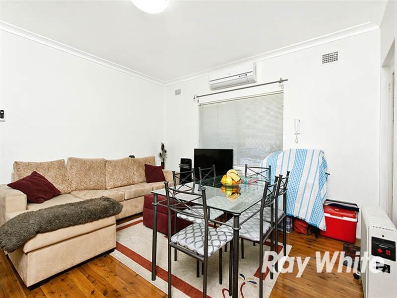 2/12 Nicoll Street, Roselands NSW 2196