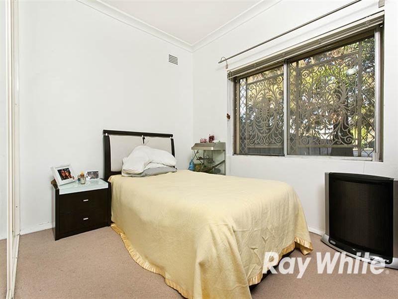 2/12 Nicoll Street, Roselands NSW 2196