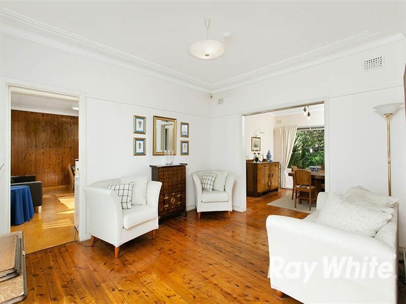 25 William Road, Riverwood NSW 2210