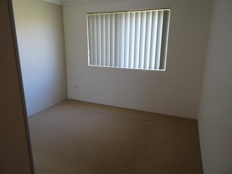 12/72-74 Carrington Avenue, Hurstville NSW 2220