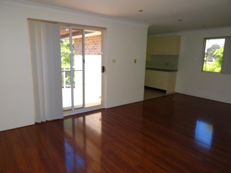 12/72-74 Carrington Avenue, Hurstville NSW 2220