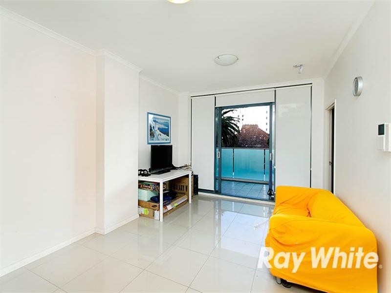 2/11 Treacy Street, Hurstville NSW 2220