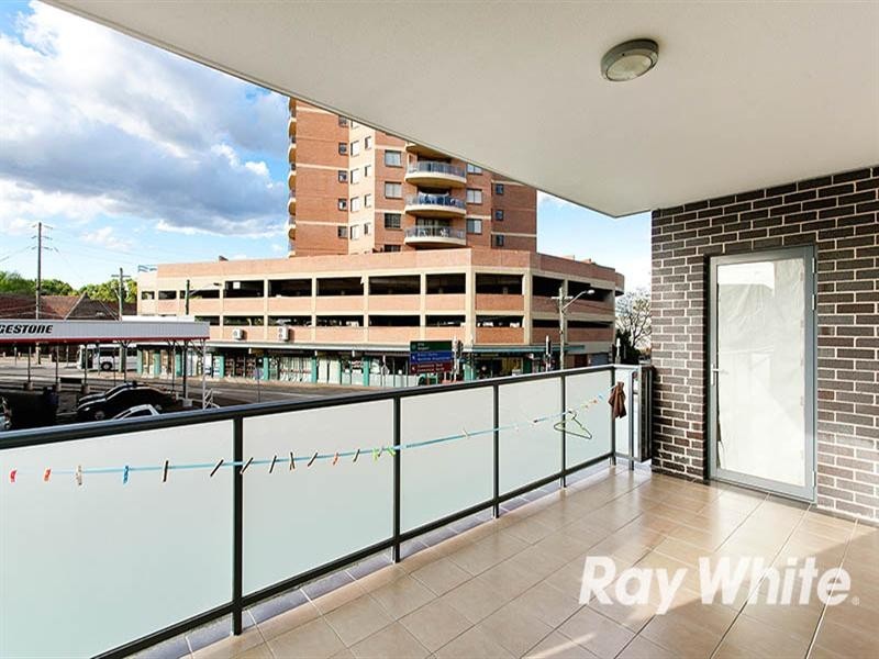 2/11 Treacy Street, Hurstville NSW 2220