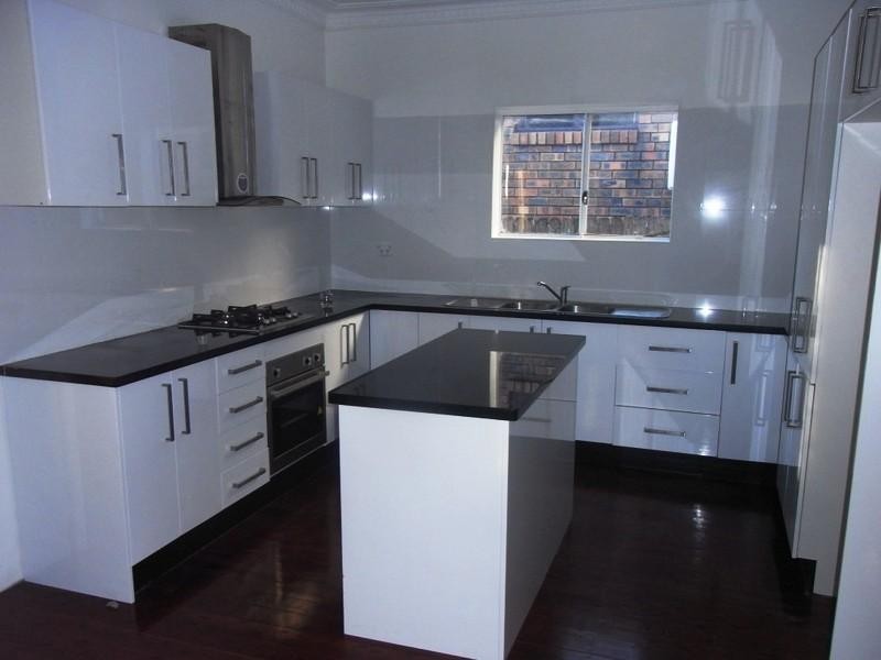 38 Barnards Avenue, Hurstville NSW 2220