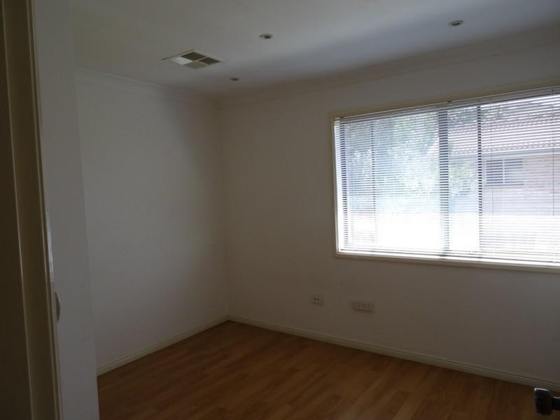 2/98 Woniora Road, Hurstville NSW 2220