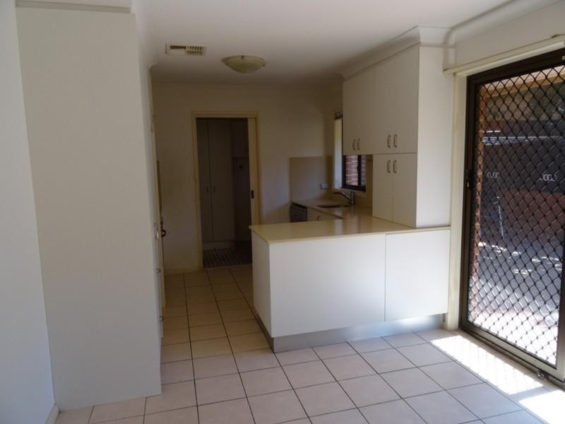 2/98 Woniora Road, Hurstville NSW 2220