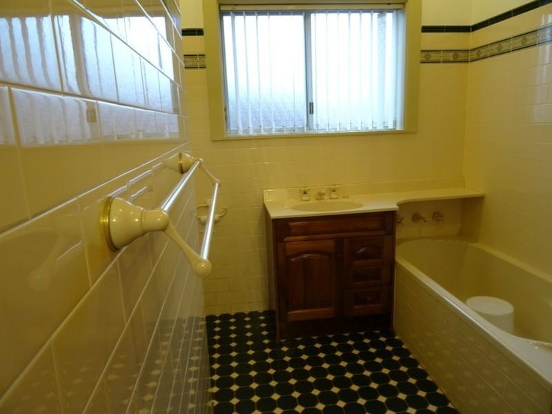 72 Lansdowne Street, Penshurst NSW 2222