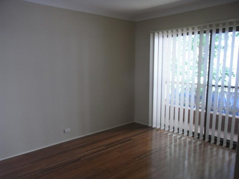 4/3-5 Bond Street, Hurstville NSW 2220