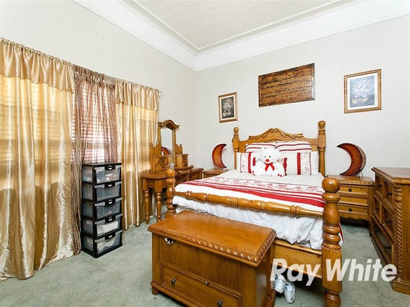 72 Queens Road, Hurstville NSW 2220