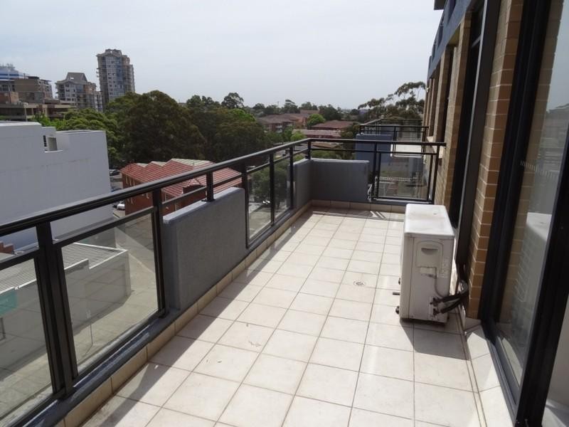 66/6-12 Carrington Avenue, Hurstville NSW 2220