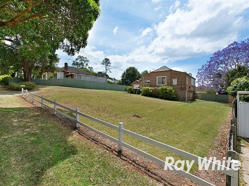 38 Lawrence Street, Peakhurst NSW 2210