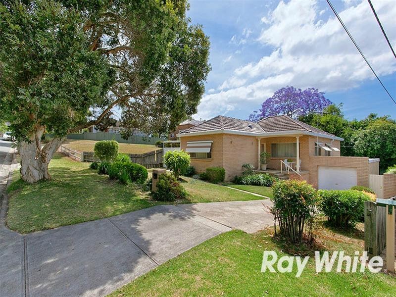 40 Lawrence Street, Peakhurst NSW 2210