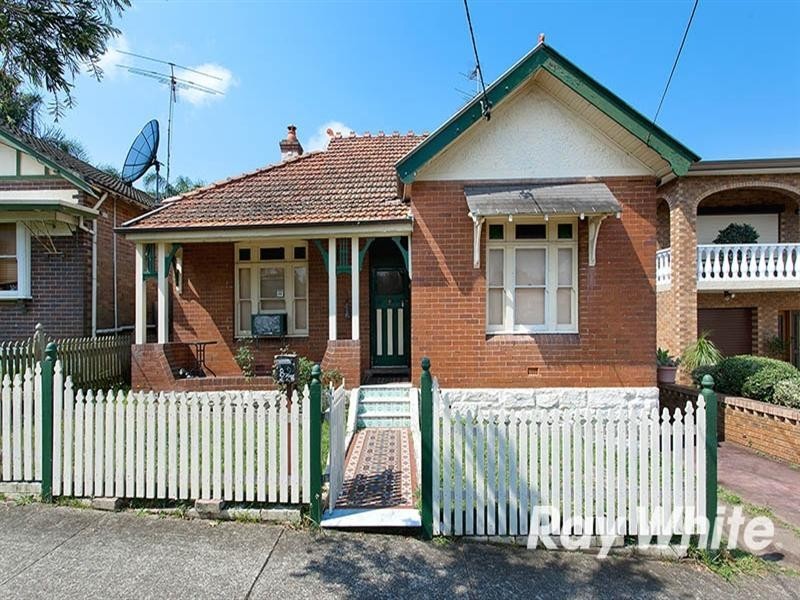 82 Fleet Street, Carlton NSW 2218