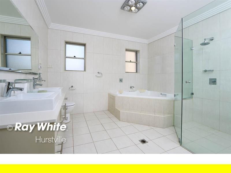 20a Belmore Road, Peakhurst NSW 2210
