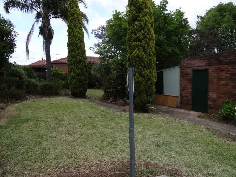 9 Hobbs Street, Kingsgrove NSW 2208