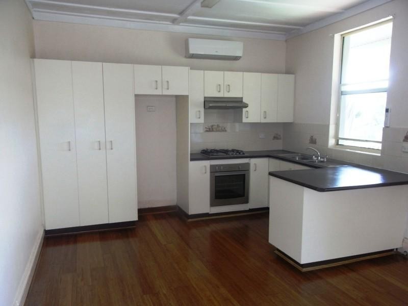 1/106 Mill Street, Carlton NSW 2218