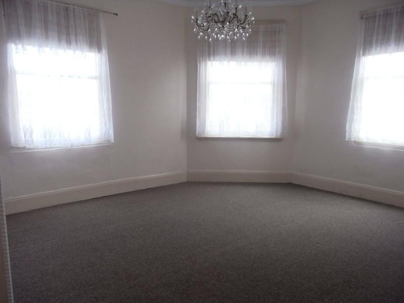 1/106 Mill Street, Carlton NSW 2218