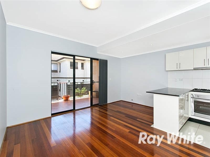 8/31-33 Woids Avenue, Hurstville NSW 2220
