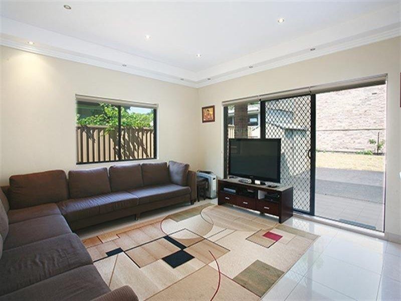 10 Alexandra Street, Turrella NSW 2205