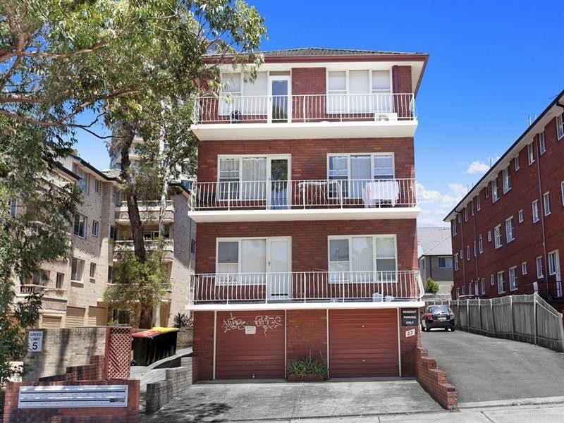 1/23 Gloucester Road, Hurstville NSW 2220