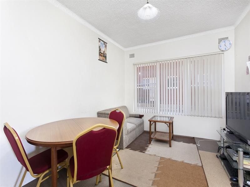 1/23 Gloucester Road, Hurstville NSW 2220