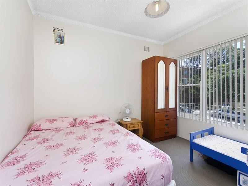 1/23 Gloucester Road, Hurstville NSW 2220