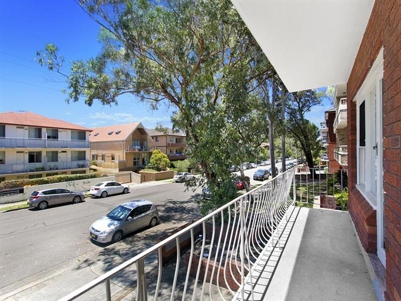 1/23 Gloucester Road, Hurstville NSW 2220