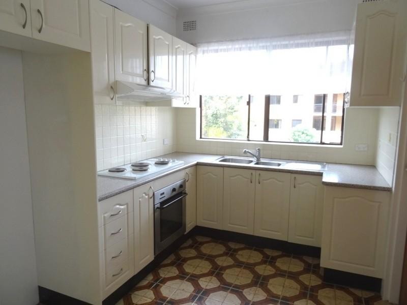 2/46 Empress Street, Hurstville NSW 2220