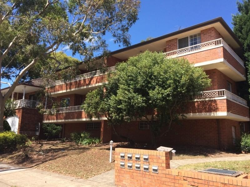 8/33 Hudson Street, Hurstville NSW 2220