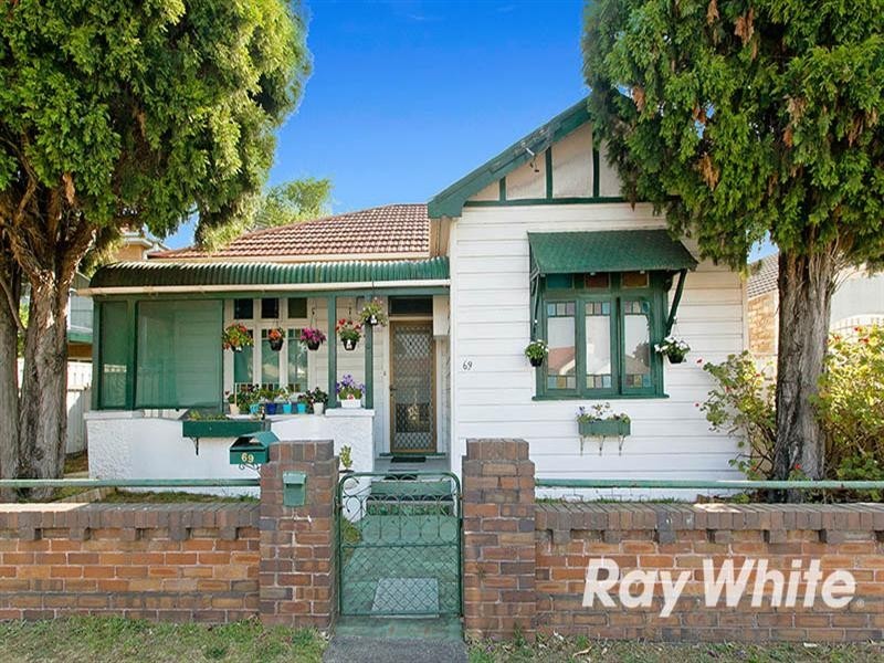 69 Lily Street, Hurstville NSW 2220
