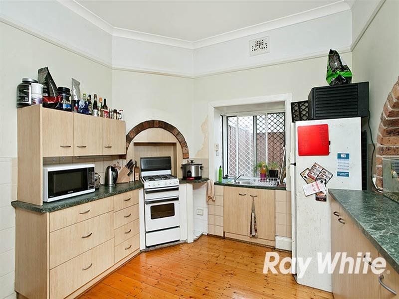 5 Lily Street, Hurstville NSW 2220