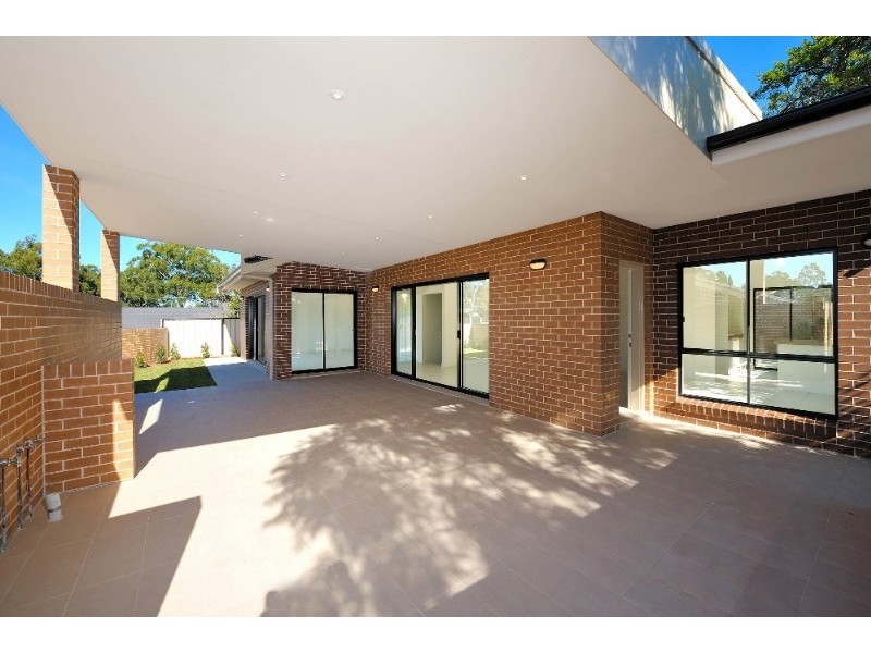 14 River Road, Oatley NSW 2223