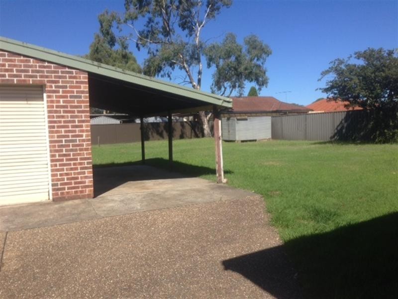 48 Johnstone Street, Peakhurst NSW 2210