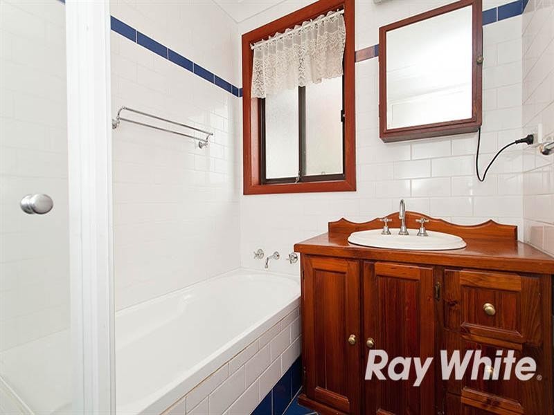 13 Jane Place, Heathcote NSW 2233