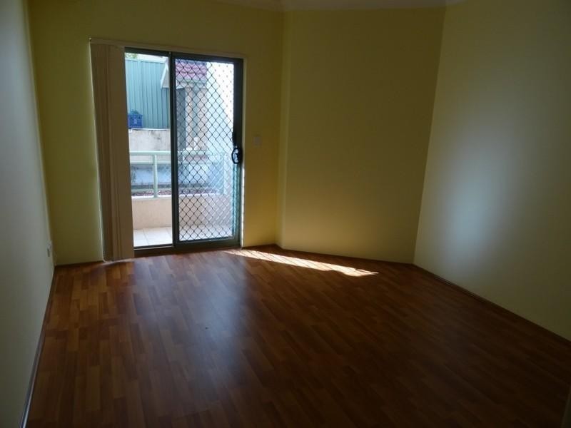 4/18-22 West Street, Hurstville NSW 2220