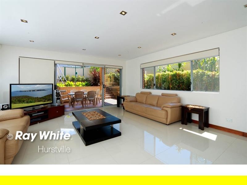 7 Miller Street, Kingsgrove NSW 2208