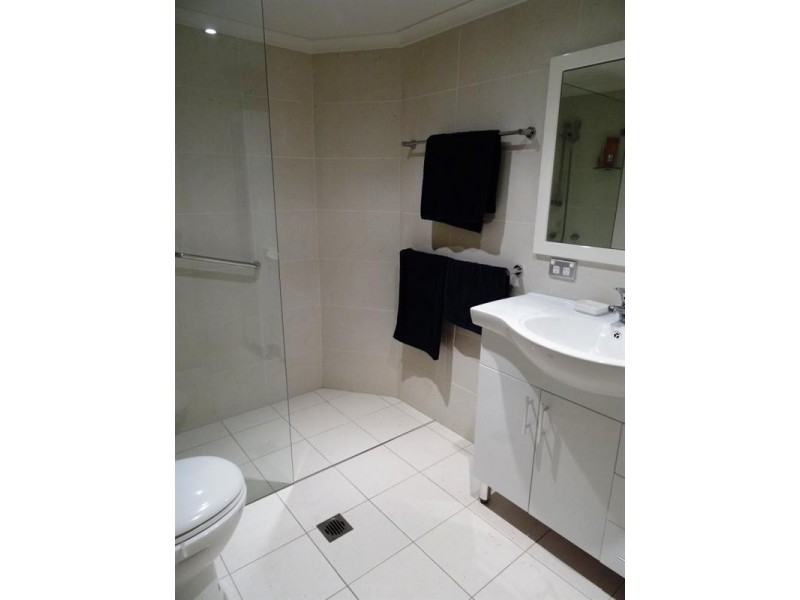 2/67 Queens Road, Hurstville NSW 2220