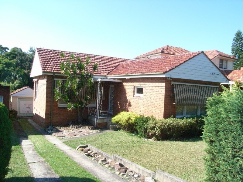 6 Enoggera Road, Beverly Hills NSW 2209