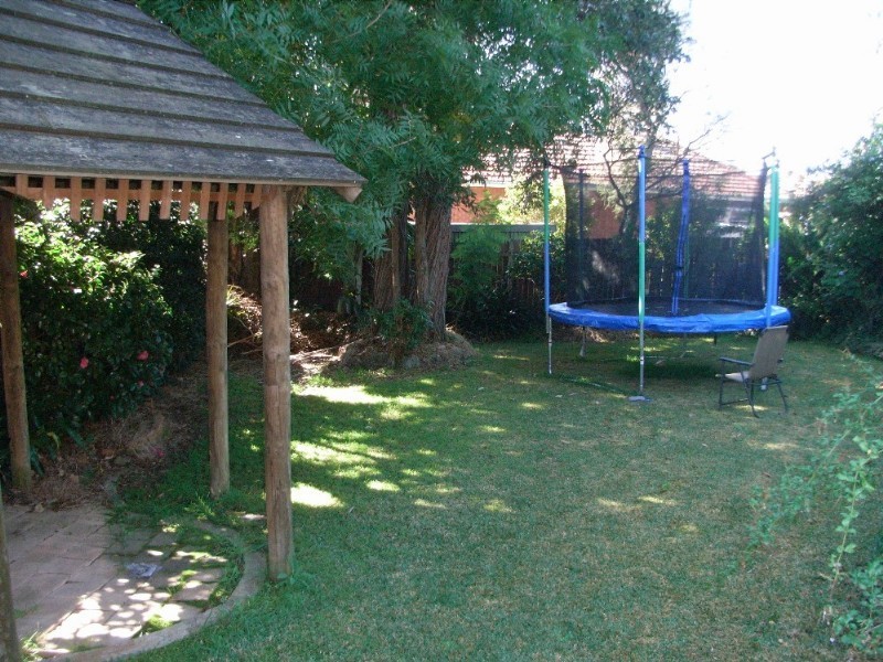 6 Enoggera Road, Beverly Hills NSW 2209