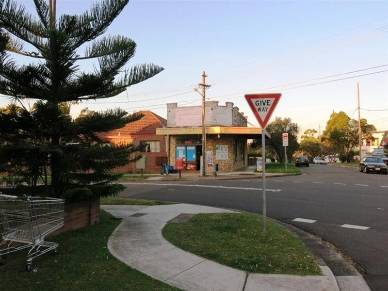 21A Waitara Parade, Hurstville Grove NSW 2220